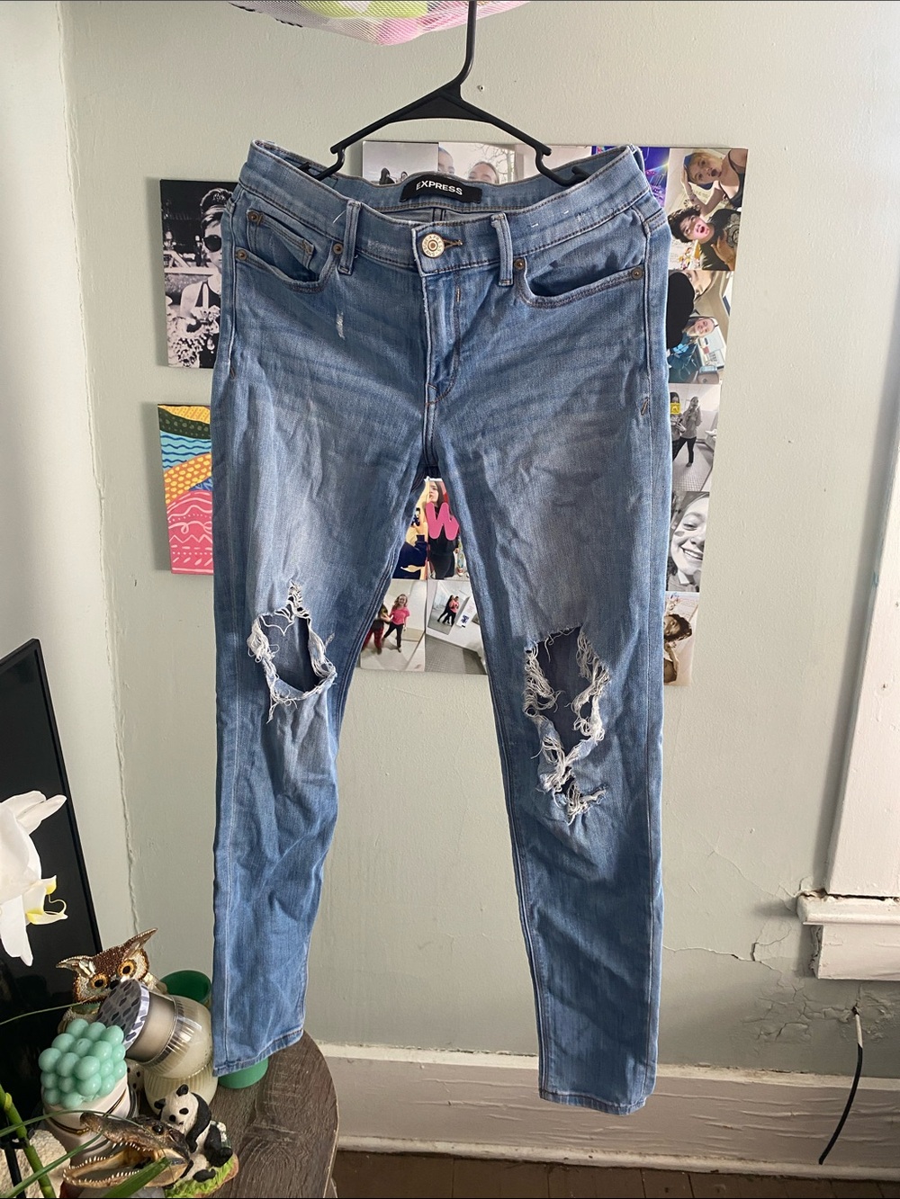 Express Women's Light Blue Distressed Skinny Jeans